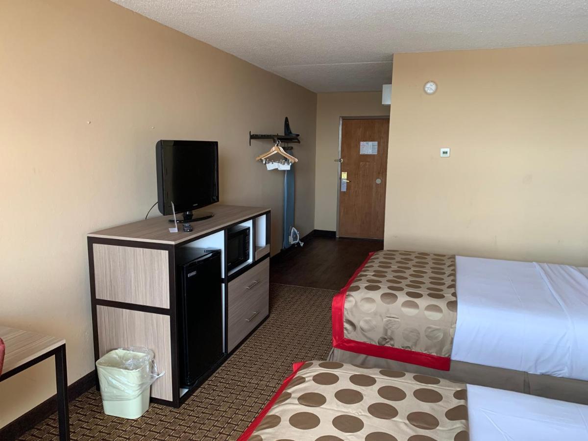 Ramada By Wyndham West Atlantic City Egg Harbor Township Exterior photo