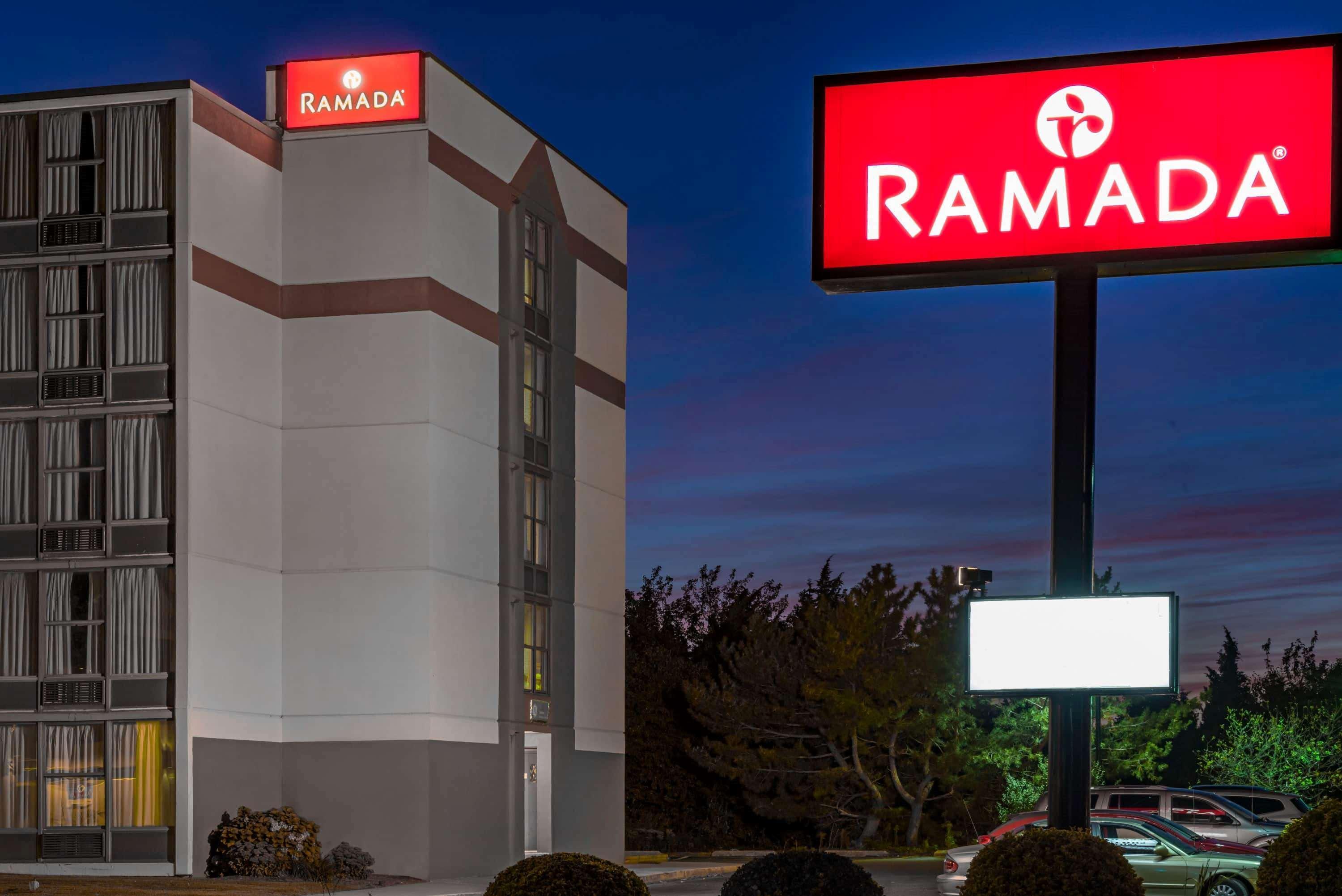 Ramada By Wyndham West Atlantic City Hotel Egg Harbor Township Exterior photo