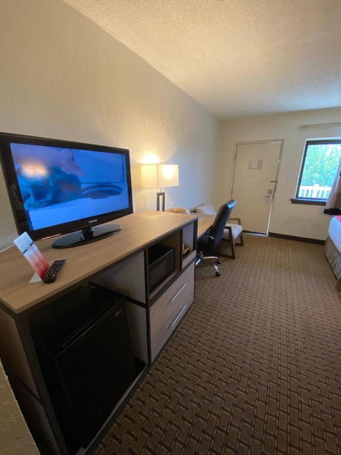 Ramada By Wyndham West Atlantic City Egg Harbor Township Exterior photo